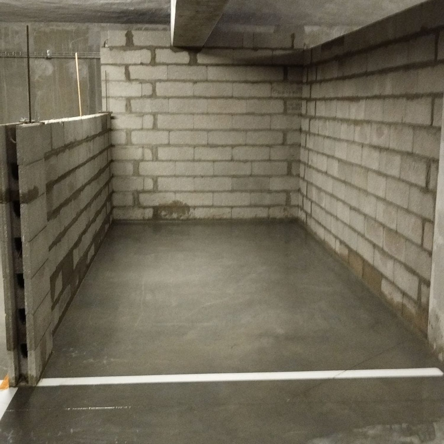 Box Garage Parking
